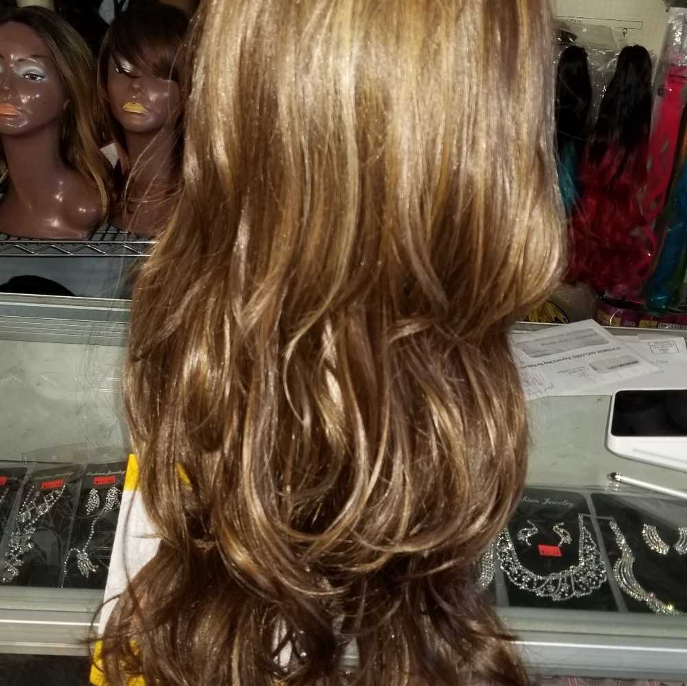 Wigs - Picture 2 of 2